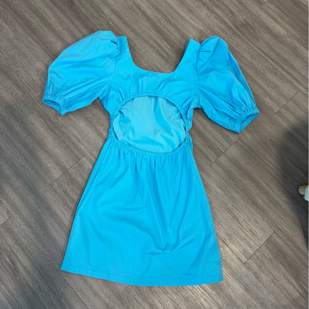 Open Edit Dress - Picture 2 of 4